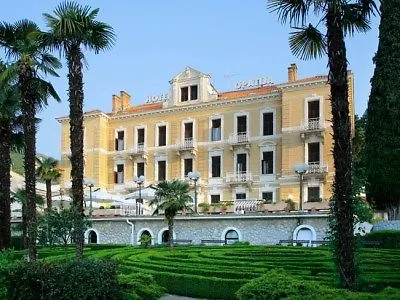 Szálloda Hotel Opatija