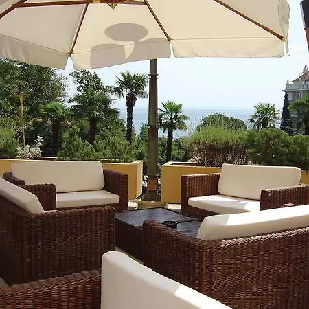 Hotel Opatija Szálloda