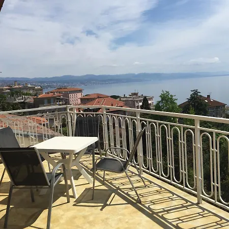 Szálloda Hotel Opatija Abbázia