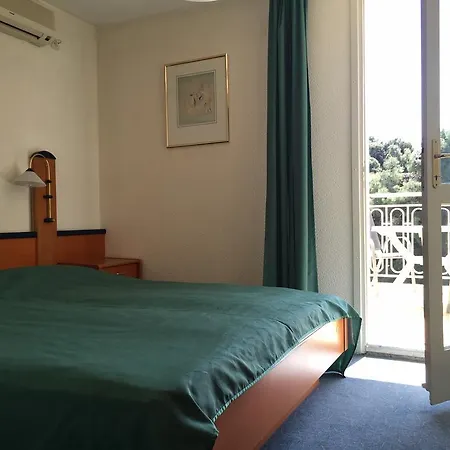 Отель Hotel Opatija Опатия