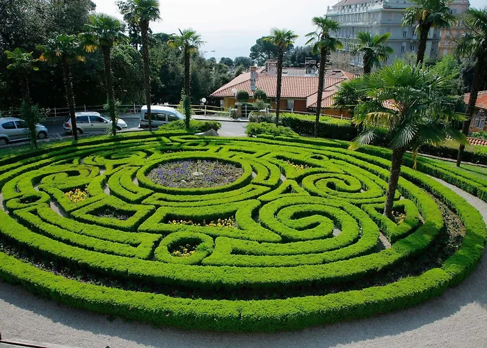 Hotell Hotel Opatija 2*