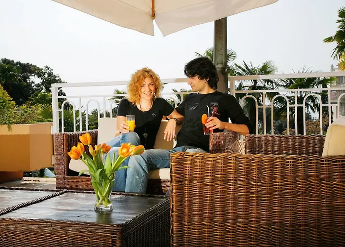 Hotel Opatija Hotell 2*