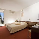 Hotel Opatija 2* Opatija