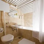 Hotel Opatija Hotel 2*